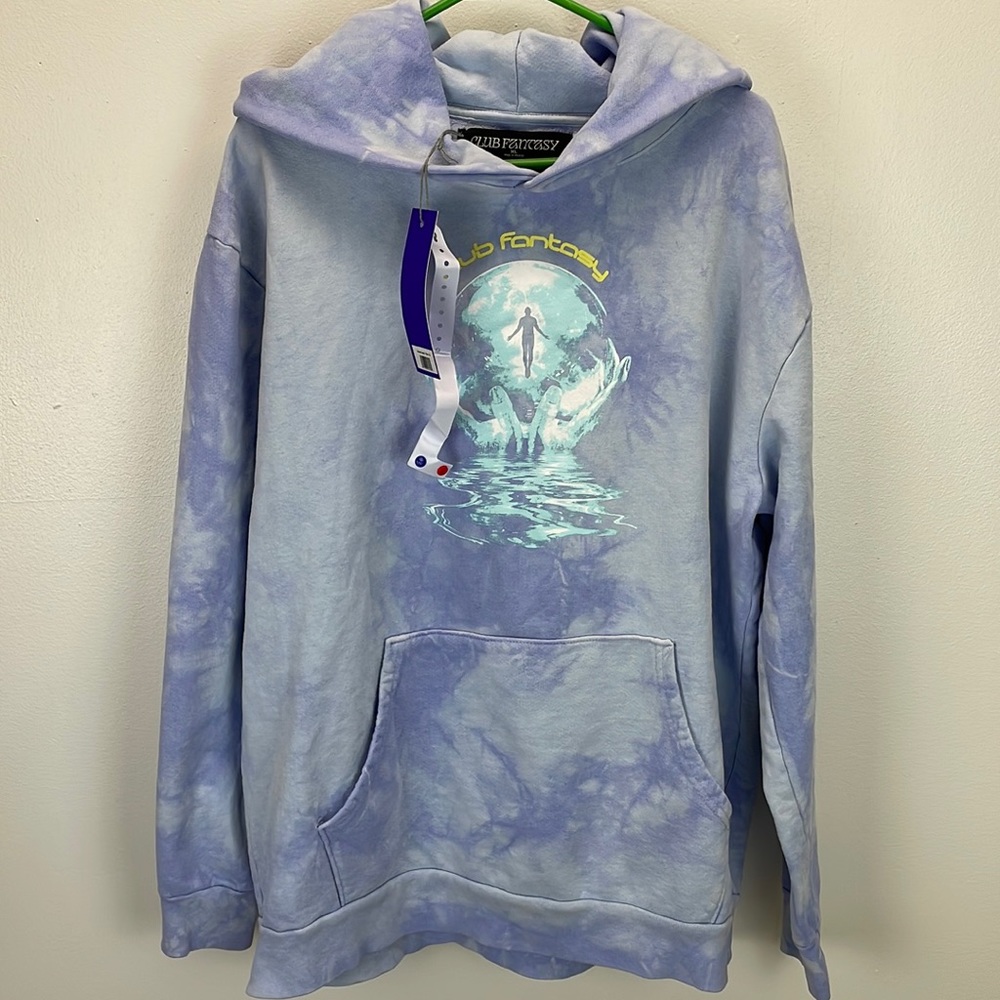 ⭐️Club fantasy elevate hoodie nwt includes wristband size XL blue tie dye